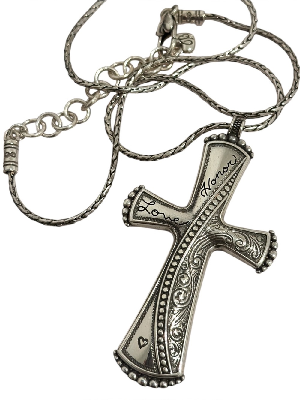 Retired Brighton Essex Cross Necklace Silver Tone Chasing Filigree Love Honor - Picture 5 of 8